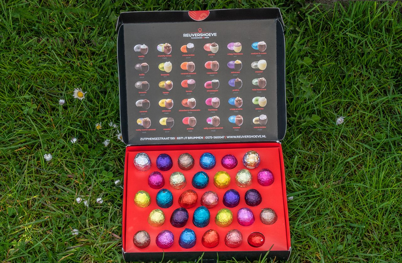 Reuvershoeve – Vormgeving & Drukwerk: Paaseidozen