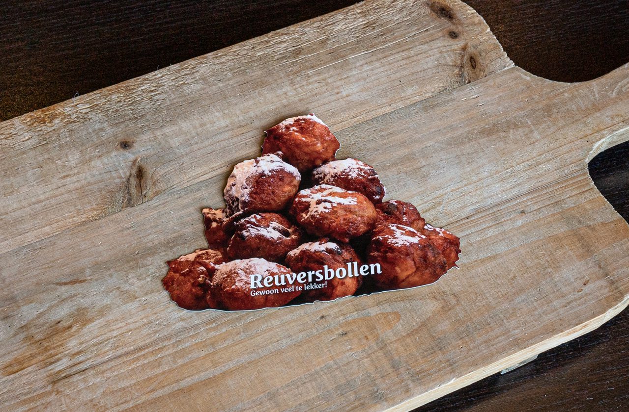 Reuvershoeve – Vormgeving: Flyer Reuversbollen